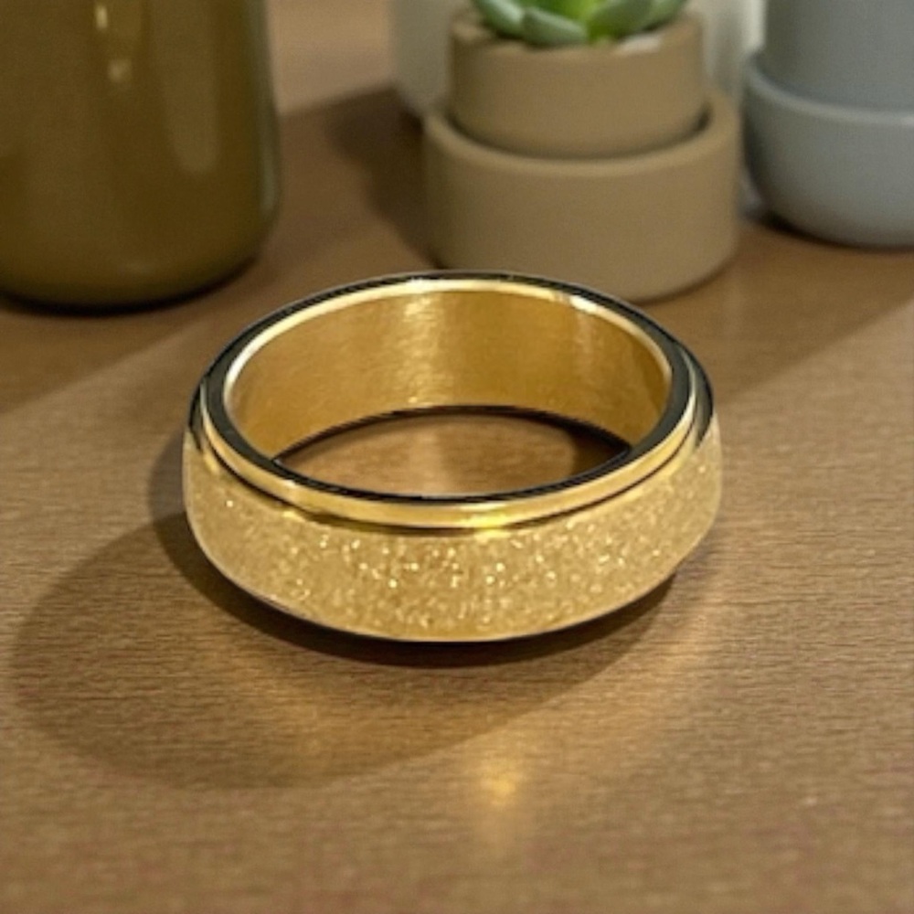 ✅NEW✅ 18K Gold Plated Stainless Steel Sandpaper Barrel Ring